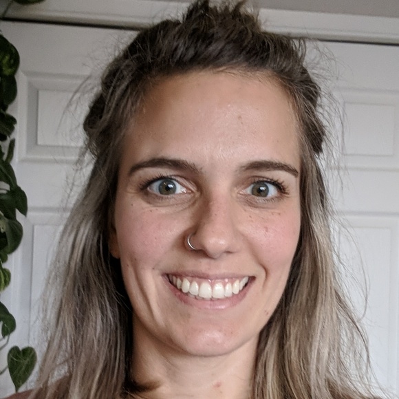 Meet your Posher, Deirdre - Picture 1 of 1